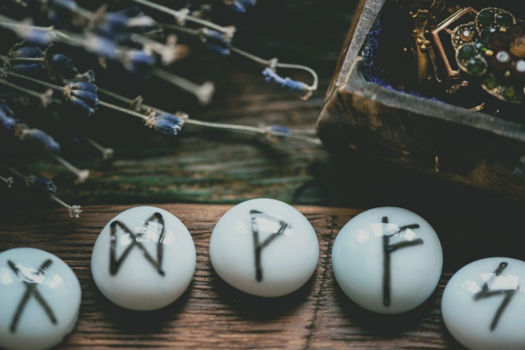 Rune Reading